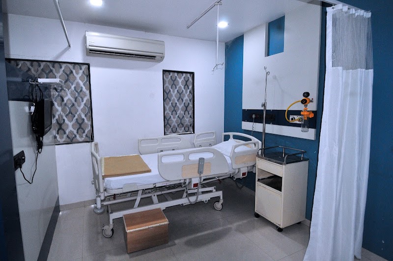 Medilink Hospital Ambawadi [Ahmedabad] photo 1